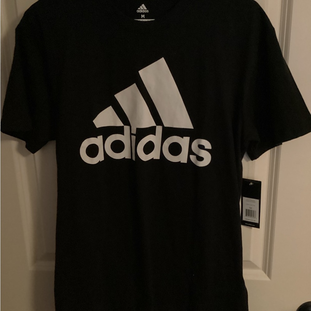NWT Men’s Adidas Black Medium T Shirt